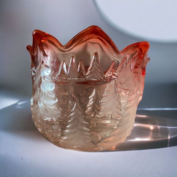 Vtg Mikasa Glass Red to Clear Tulip Christmas Tealight Candle Holder Bowl - Picture 2 of 10